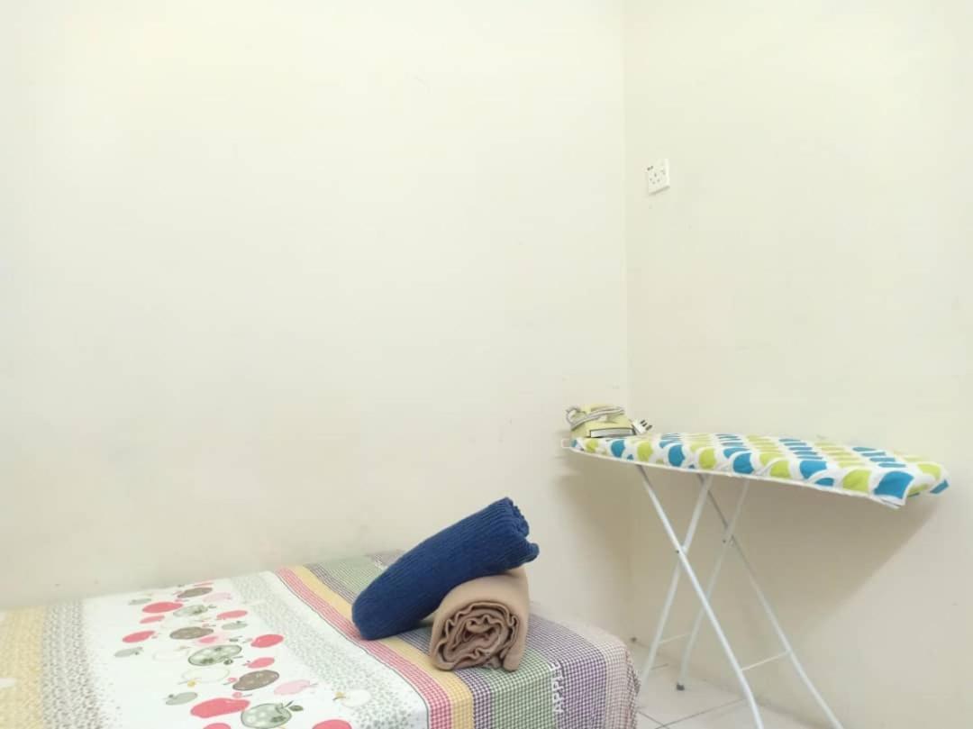 Kh Homestay Comfy N Calm Seri Manjung Bagian luar foto