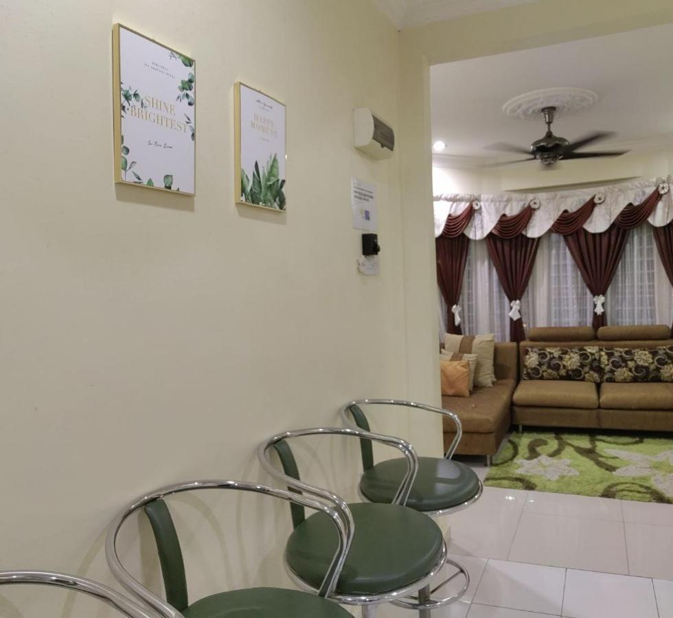 Kh Homestay Comfy N Calm Seri Manjung Bagian luar foto