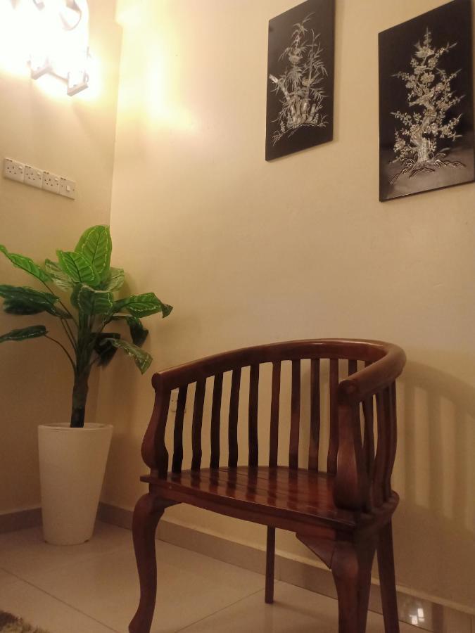 Kh Homestay Comfy N Calm Seri Manjung Bagian luar foto